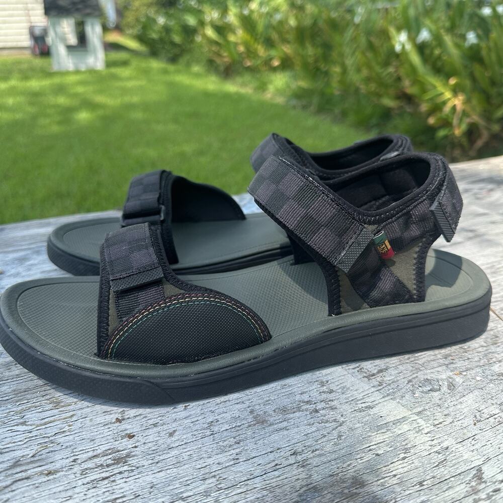 Vans UltraCush Men’s 10 Black Checkerboard Rasta Sandals Strappy Waffle Sole BP